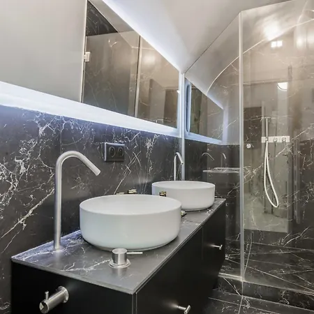 Appartamento Charming Duplex - 2br For 6p - Saint Germain Parigi